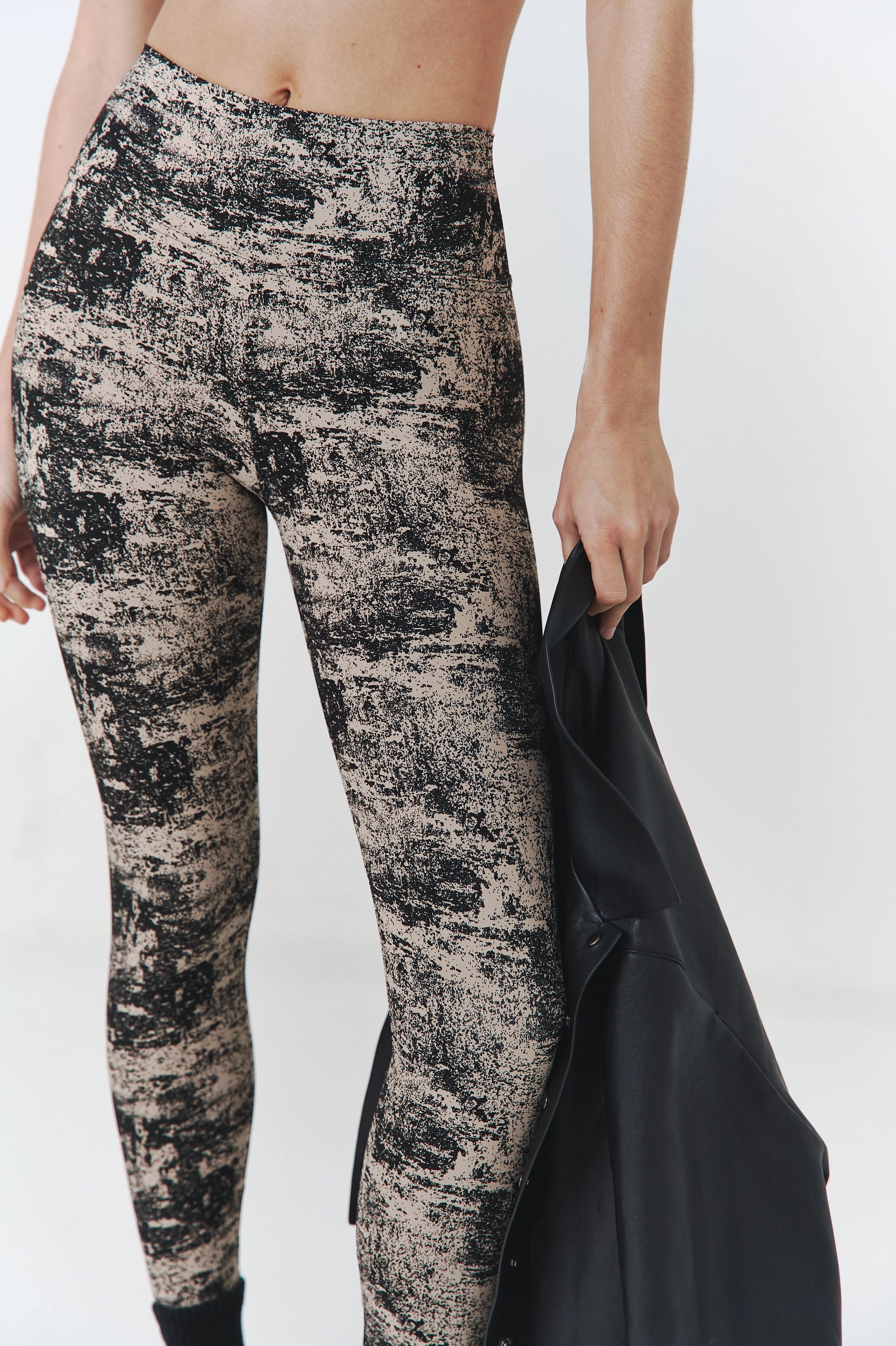 Analog Leggings - High Intensity