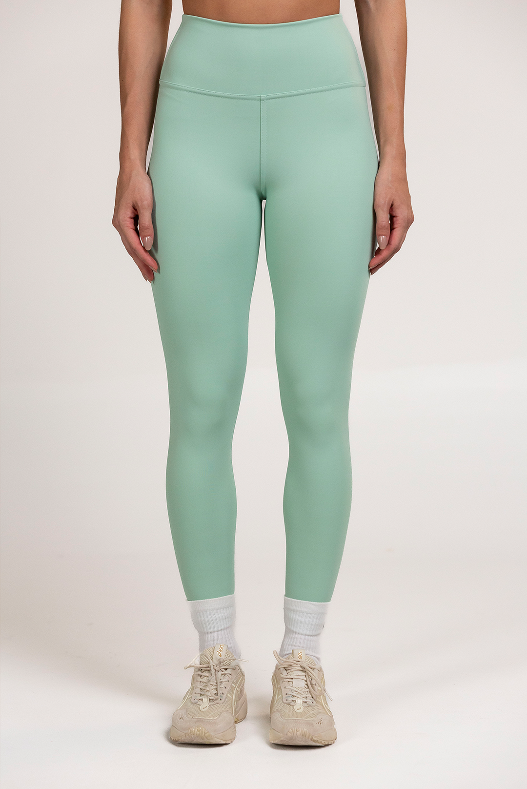 Flow Legging — High Waist Sculpting