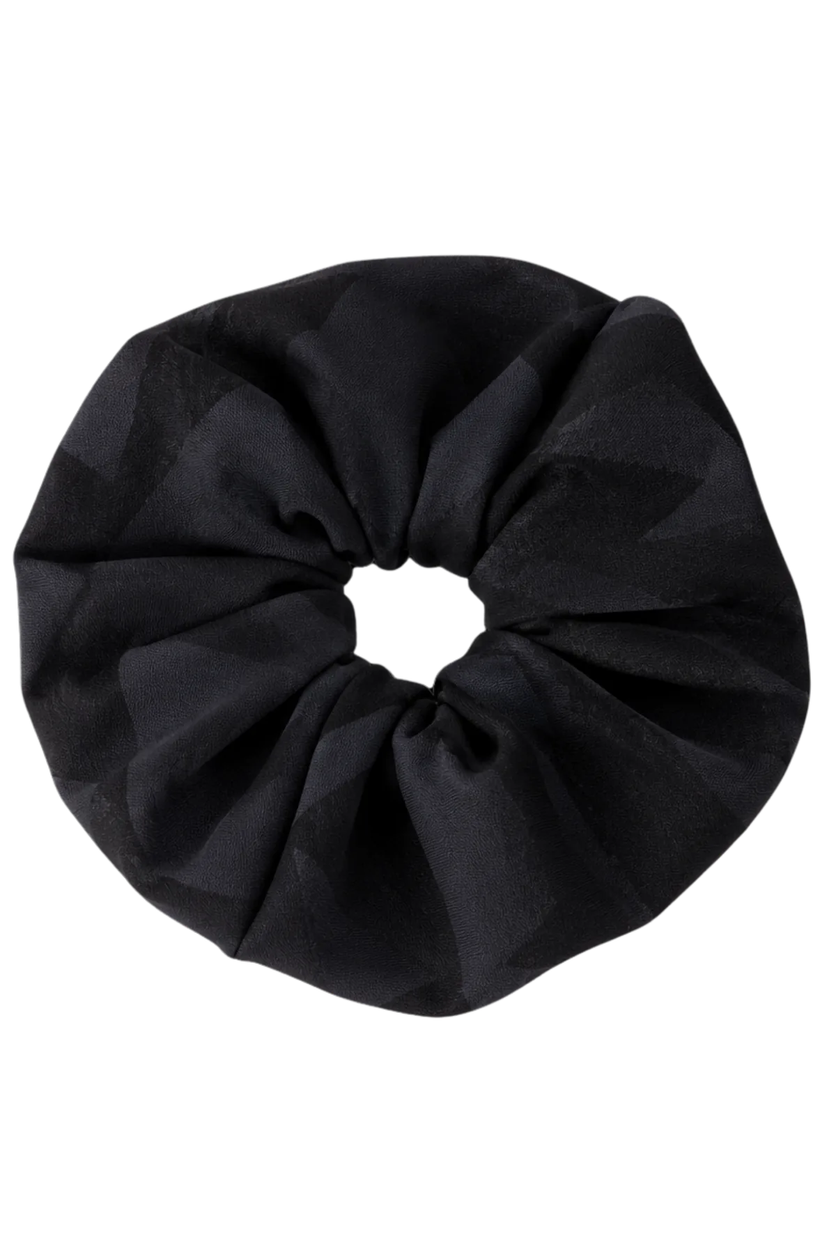 Scrunchie Maqui Active negro Midnight con rayas tono sobre tono