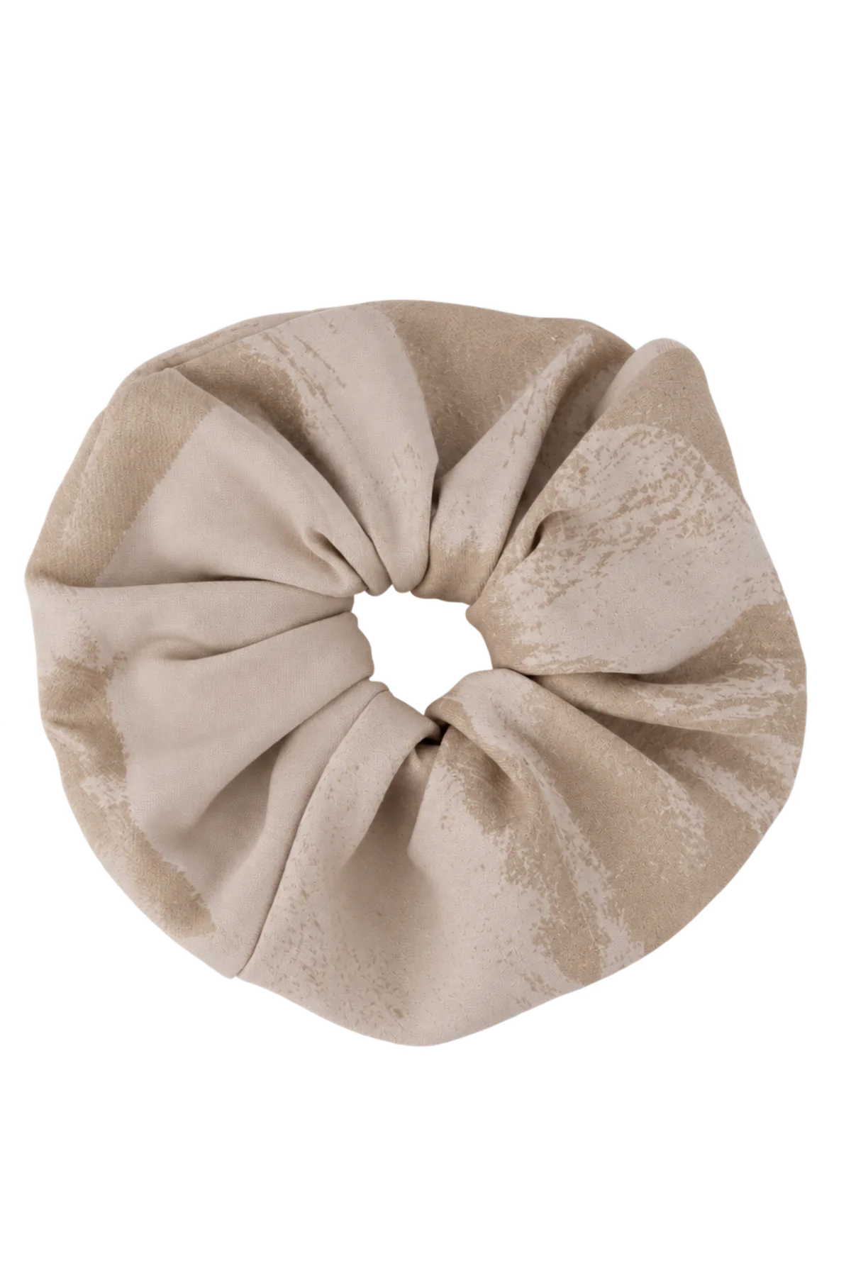 Scrunchie Maqui Active color nude con estampado jaspeado